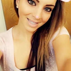 Meet your Posher, Marisa